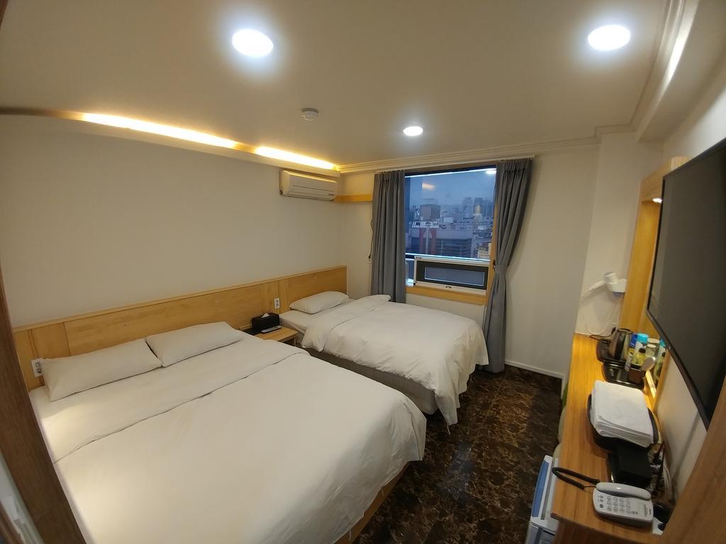 I.Y Hotel Сувон Екстер'єр фото
