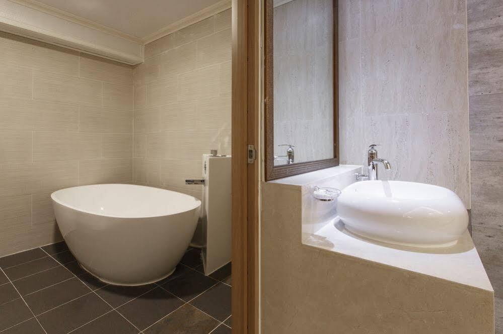 I.Y Hotel Сувон Екстер'єр фото
