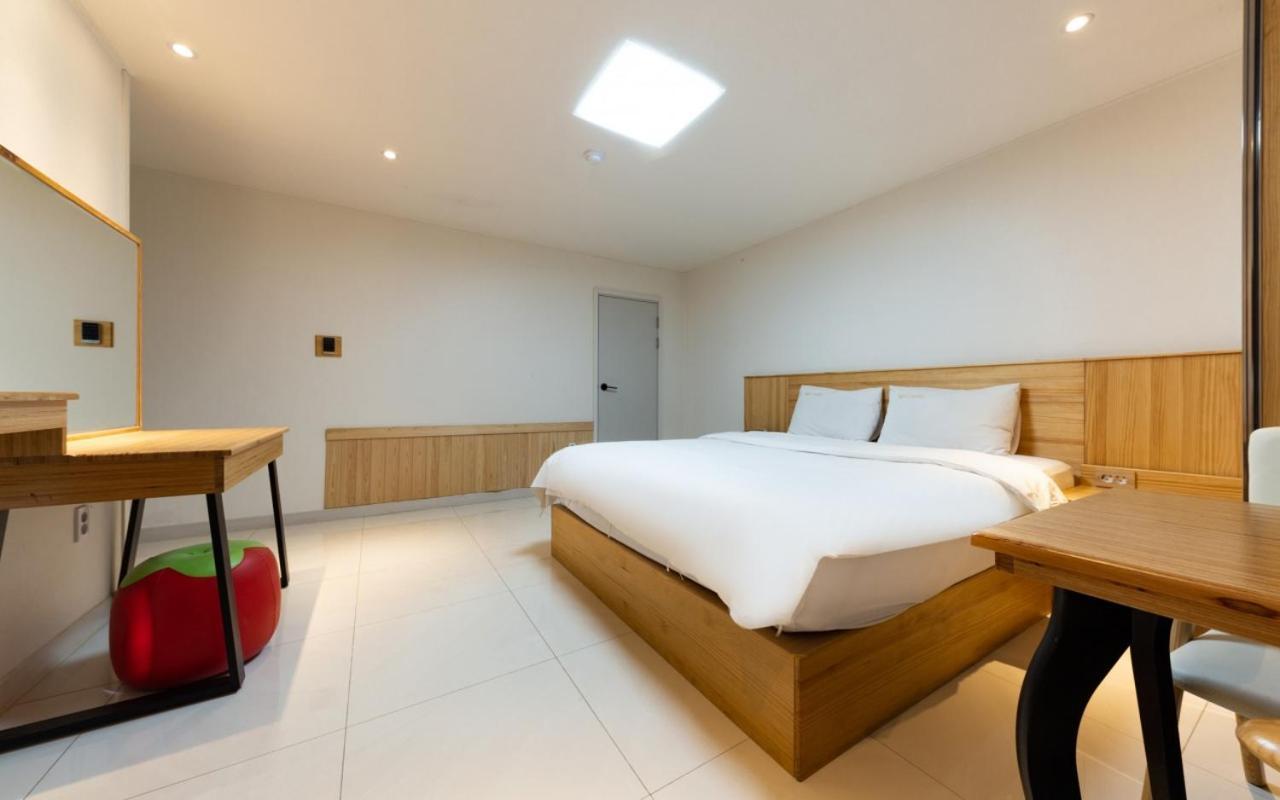 I.Y Hotel Сувон Екстер'єр фото