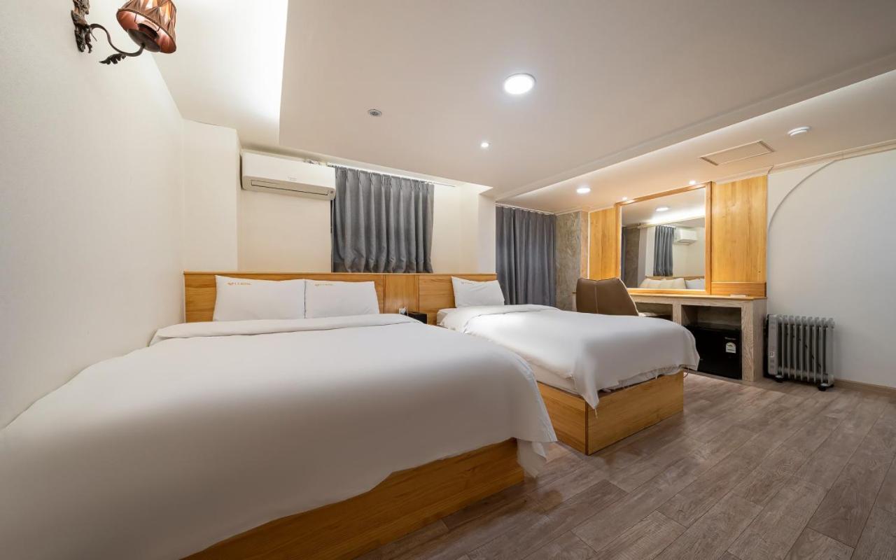 I.Y Hotel Сувон Екстер'єр фото