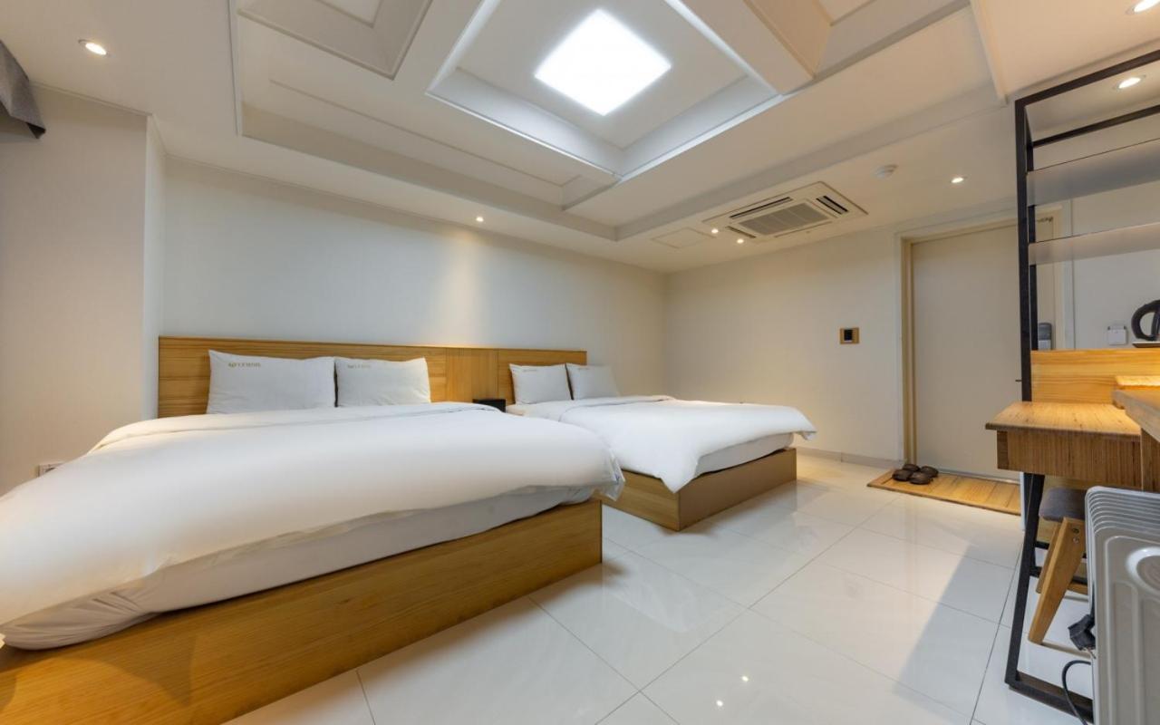 I.Y Hotel Сувон Екстер'єр фото