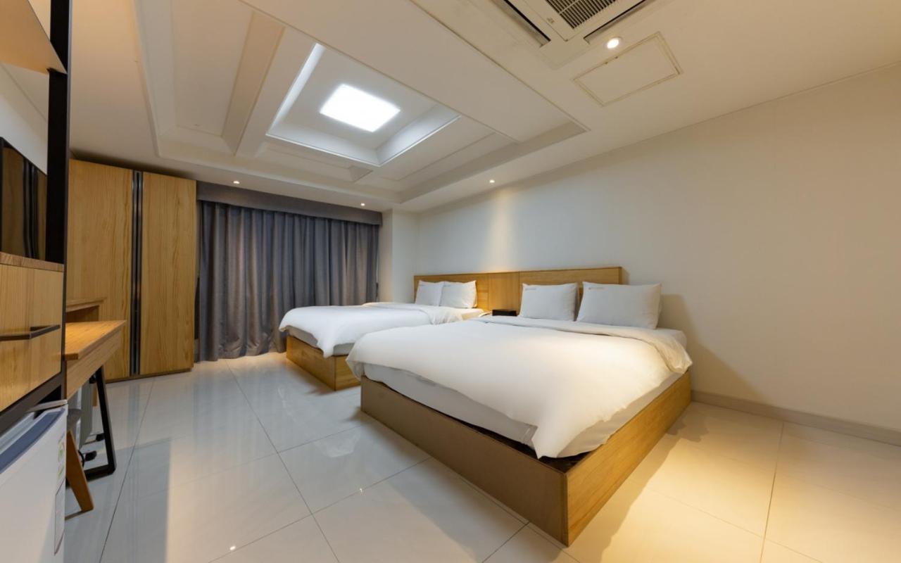 I.Y Hotel Сувон Екстер'єр фото