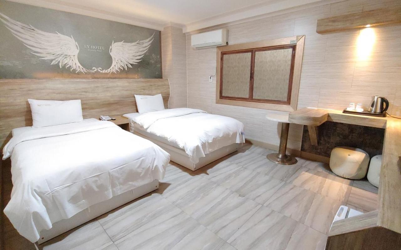 I.Y Hotel Сувон Екстер'єр фото