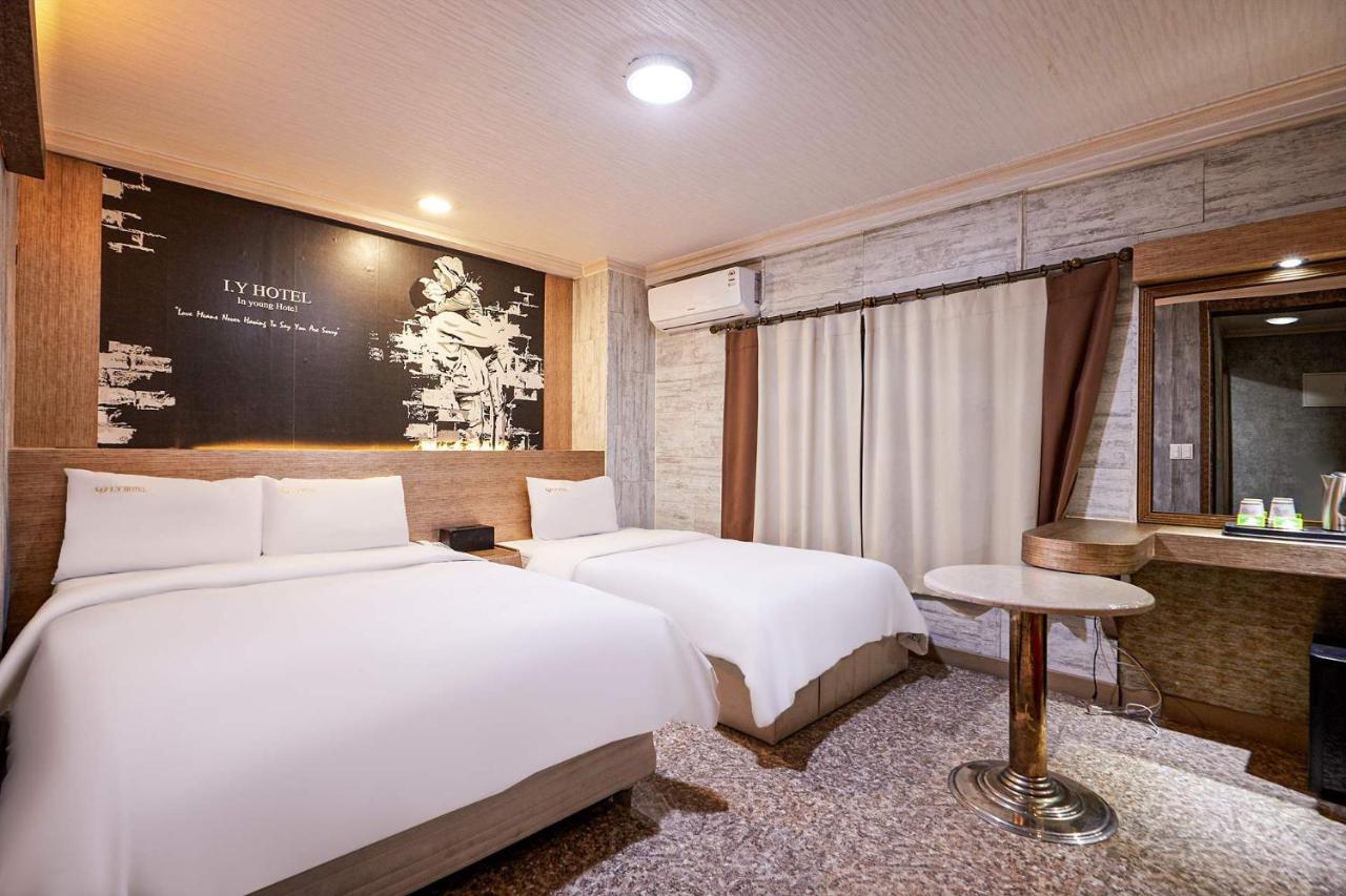 I.Y Hotel Сувон Екстер'єр фото